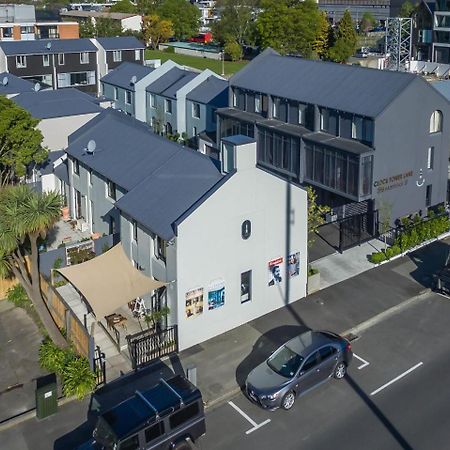 Number 1 - Chic Inner City Rooms Christchurch Exterior photo